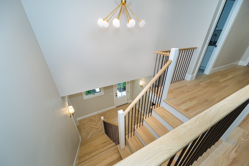 94 Woodland St