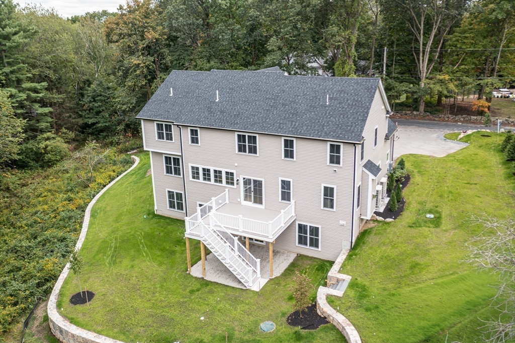 94 Woodland St