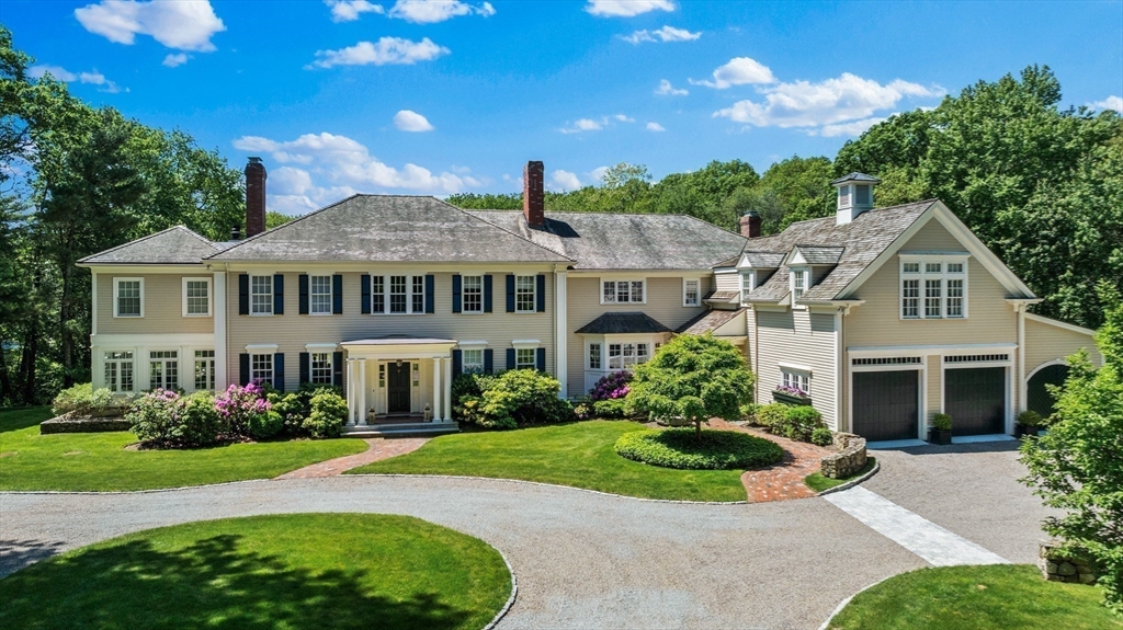 26 Longmeadow Dr