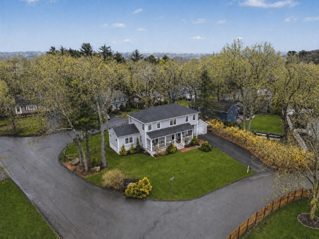 16 Forest Rd