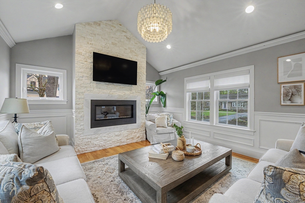 16 Forest Rd