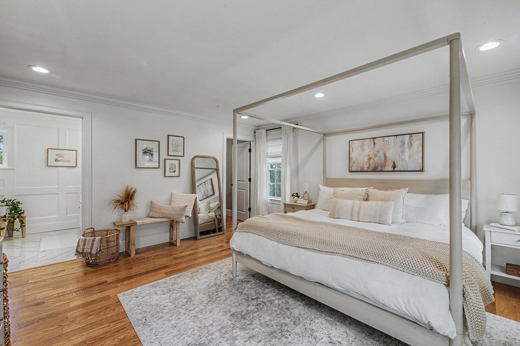 16 Forest Rd