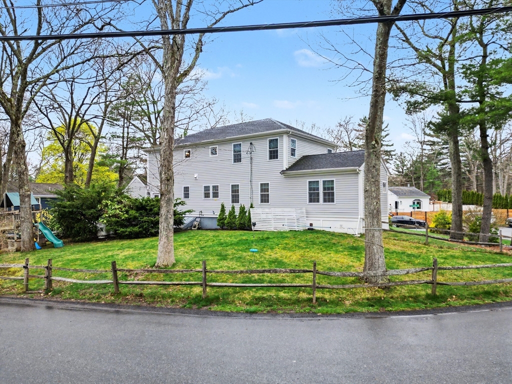 16 Forest Rd