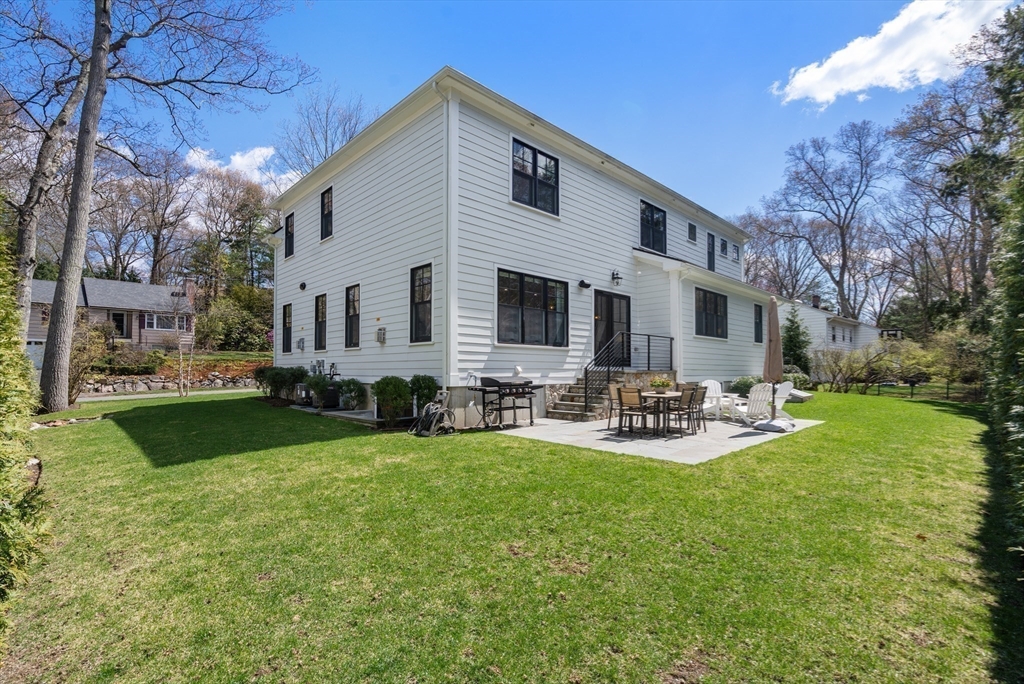 7 Massasoit Street
