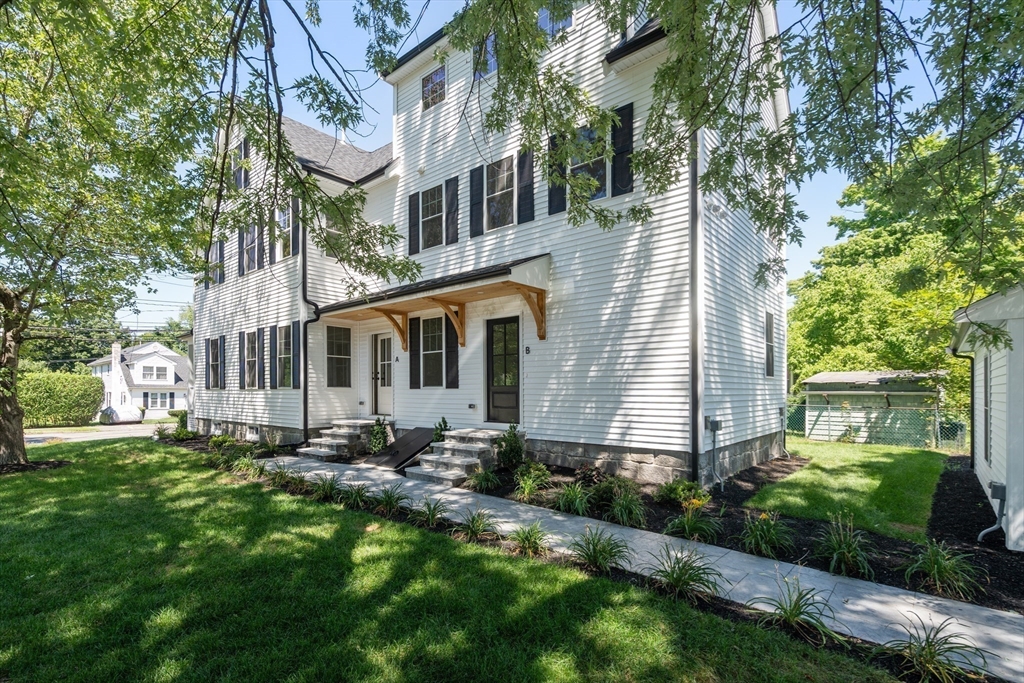 92 Pond Street