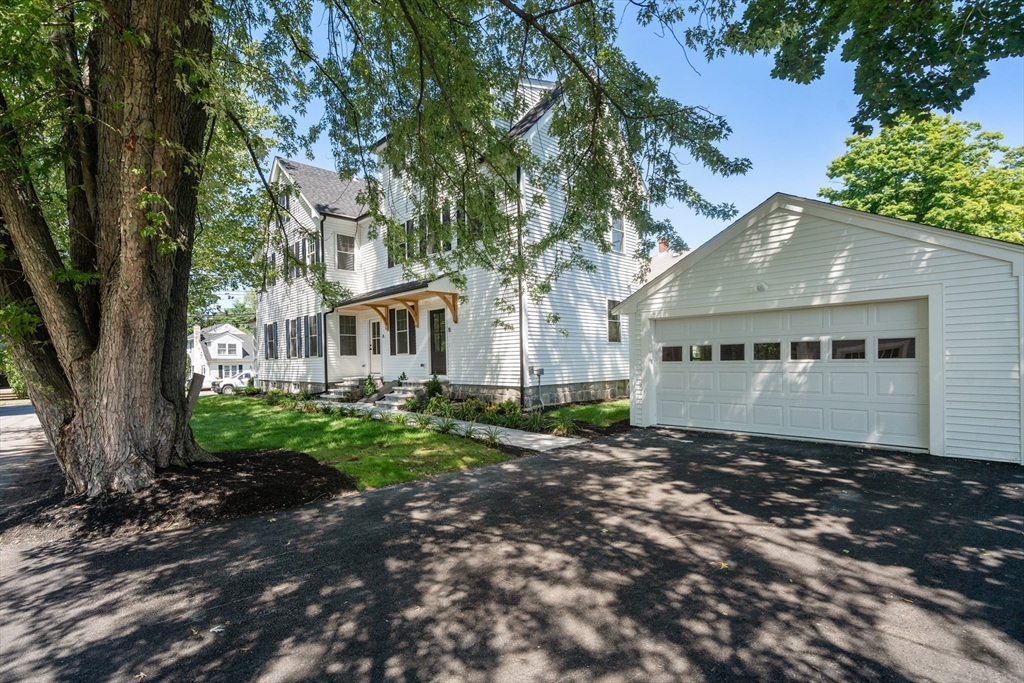 92 Pond Street