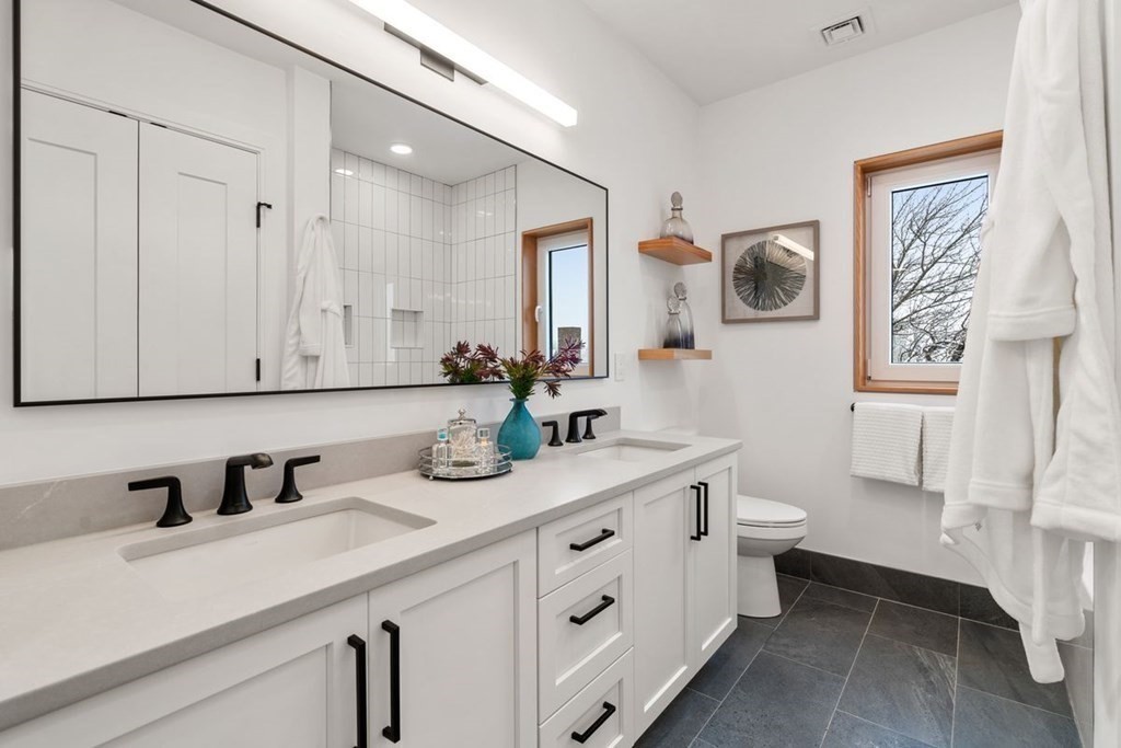 3171 Washington Street Unit: 304