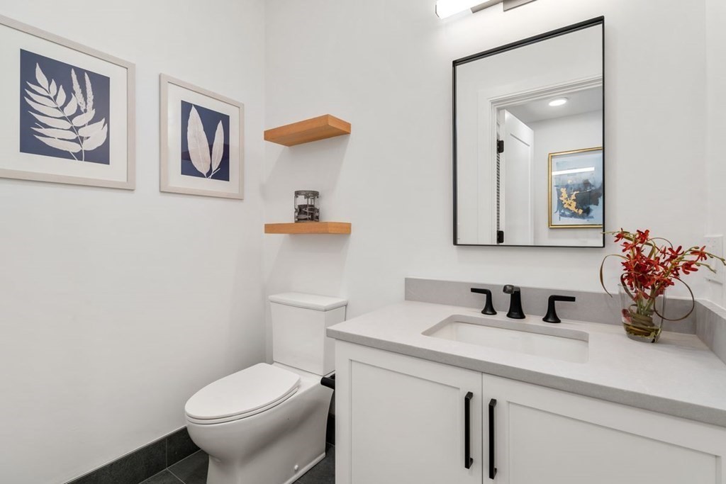 3171 Washington Street Unit: 304