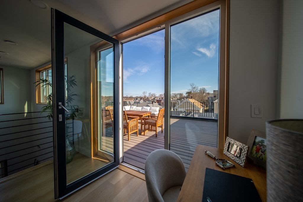 3171 Washington Street Unit: 304