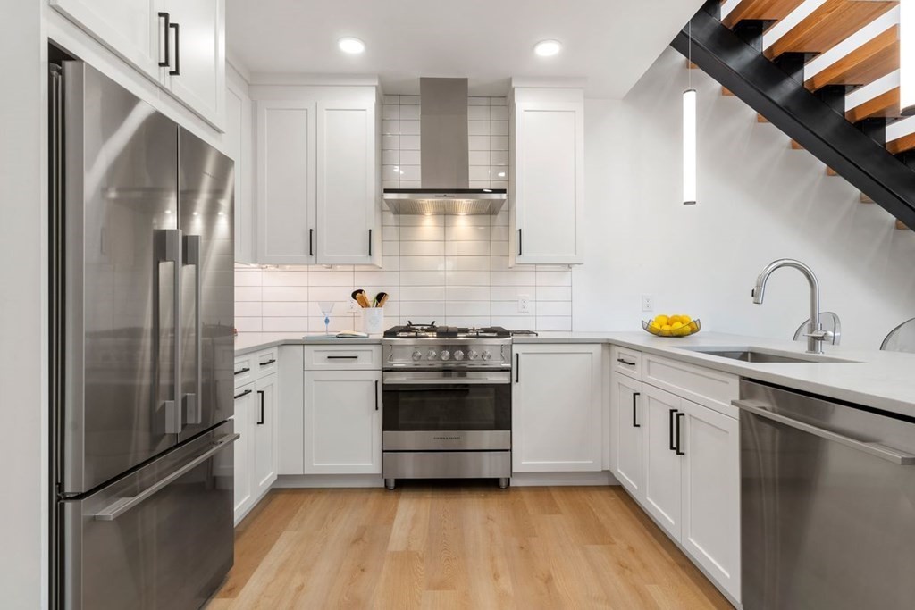 3171 Washington Street Unit: 304