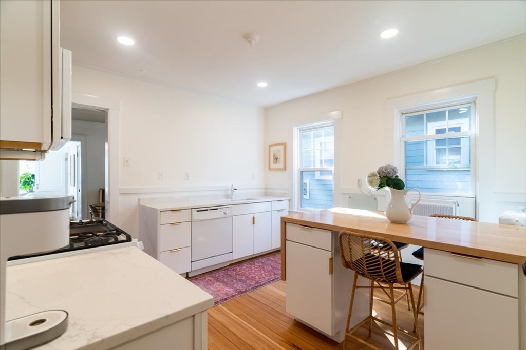 101 Kittredge Street Unit: 2
