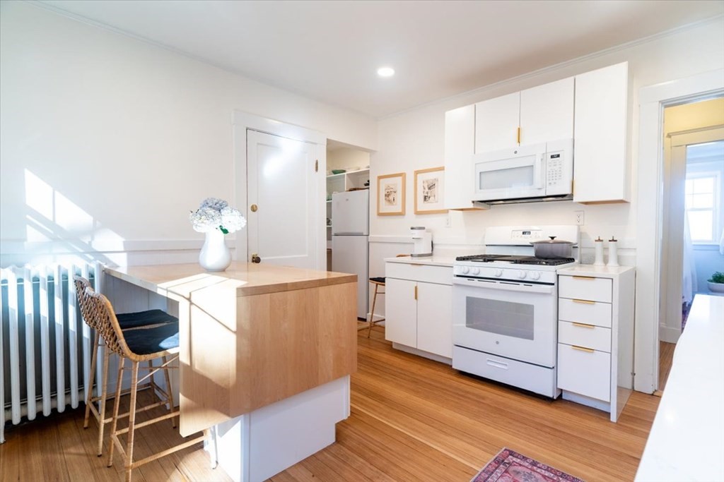 101 Kittredge Street Unit: 2