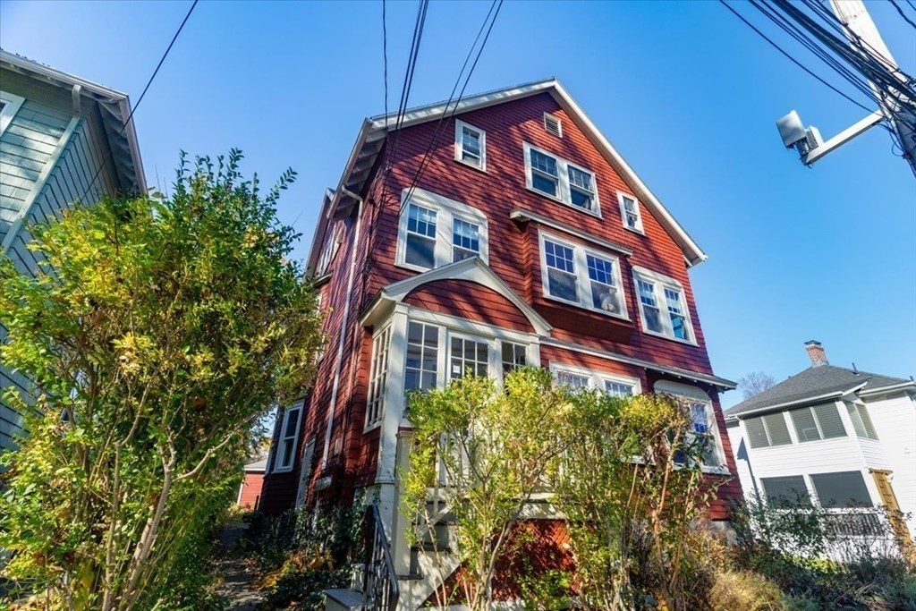 101 Kittredge Street Unit: 2