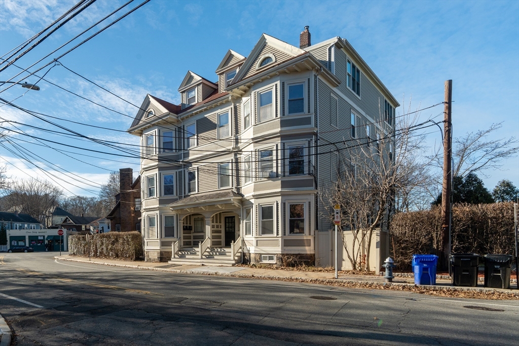 203 High Street