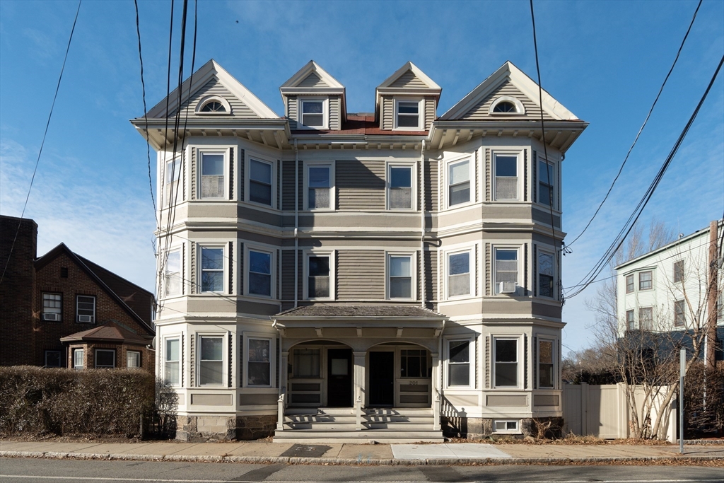 203 High Street
