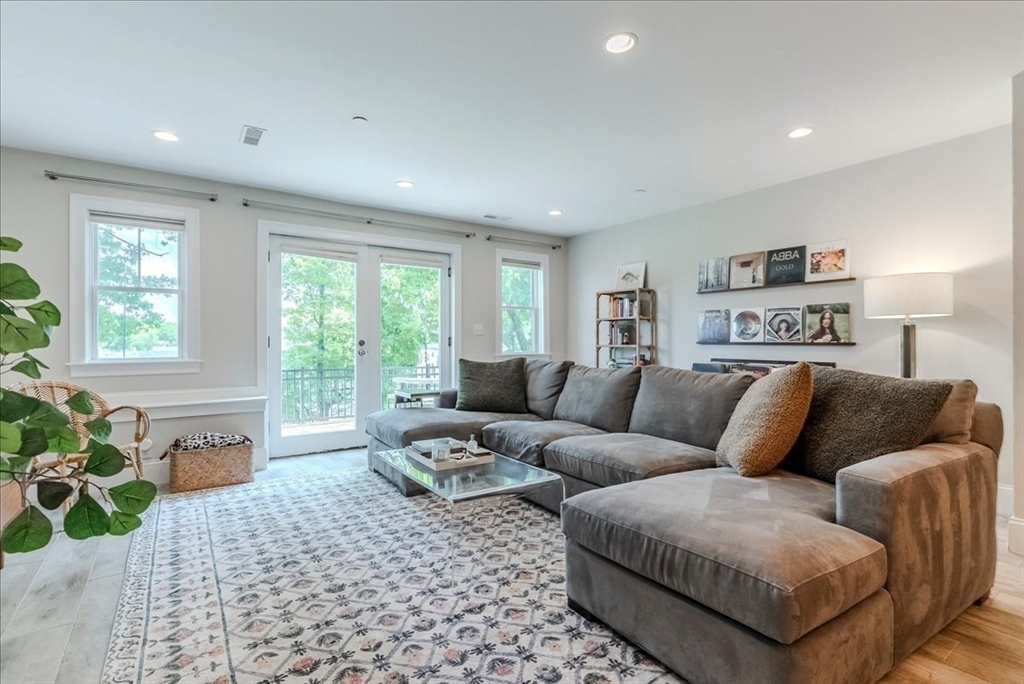 167 Poplar # 1