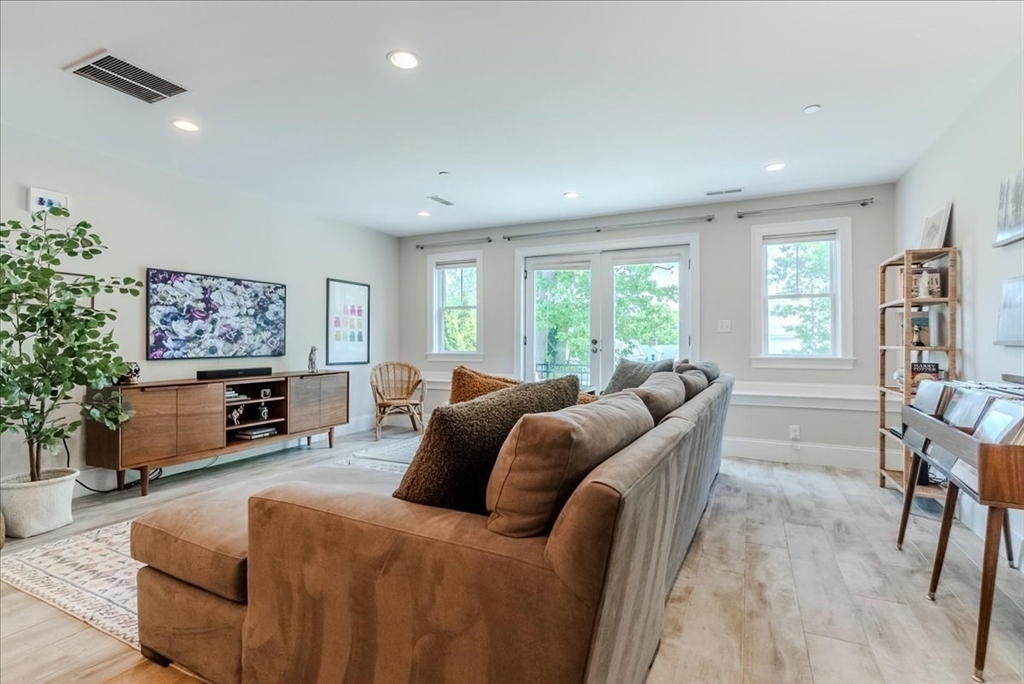 167 Poplar # 1