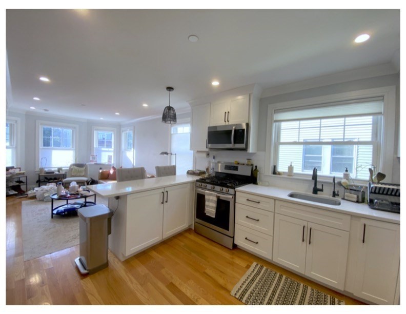 650 Hyde Park Avenue # 2L