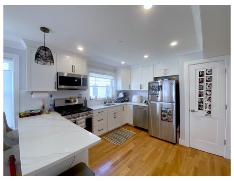 650 Hyde Park Avenue # 2L