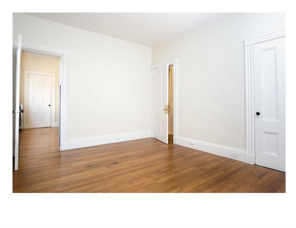 54 Weld Hill Street # 2