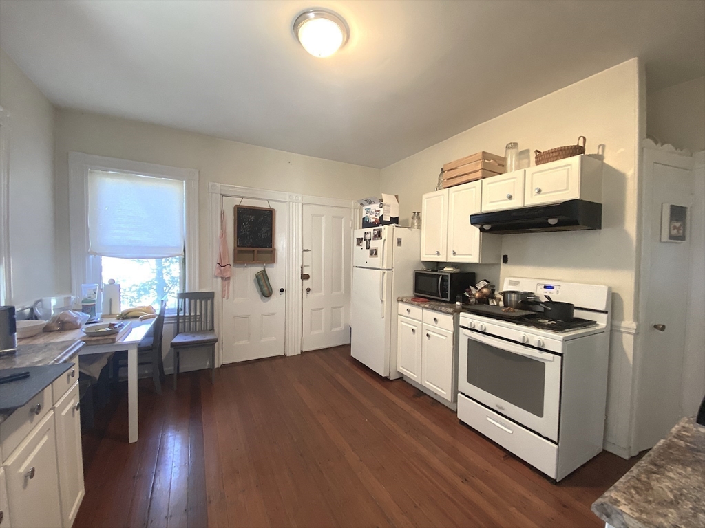 54 Weld Hill Street # 2