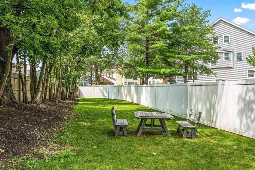 224 Florence St # 7