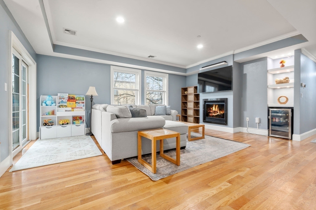 224 Florence St # 7