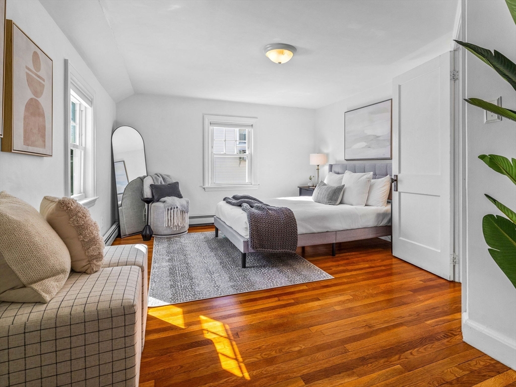 40 Chisholm Rd