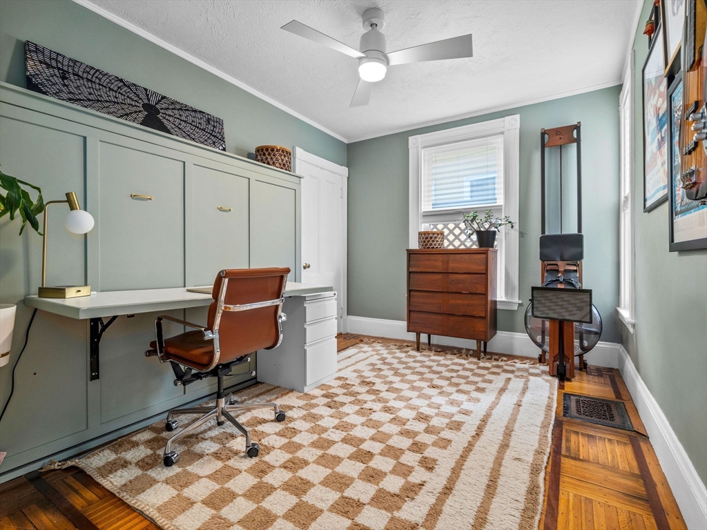 14-16 Evergreen St # 1