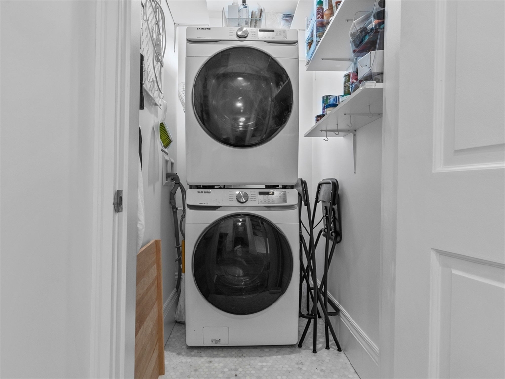 14-16 Evergreen St # 1
