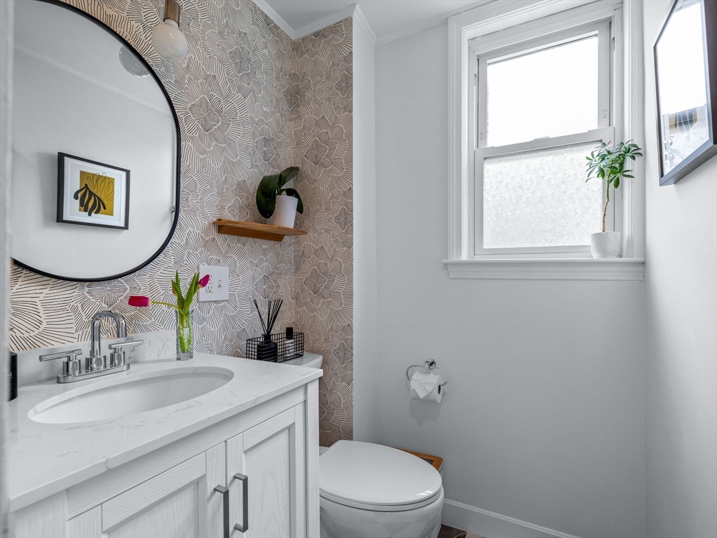 14-16 Evergreen St # 1