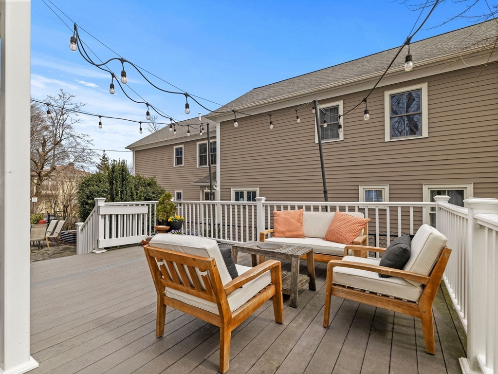 14-16 Evergreen St # 1