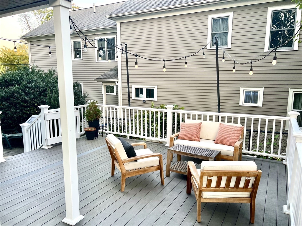 14-16 Evergreen St # 1