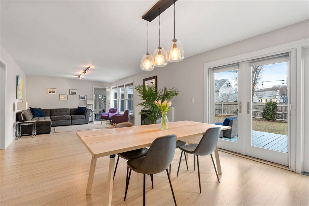 44 Philbrick Rd