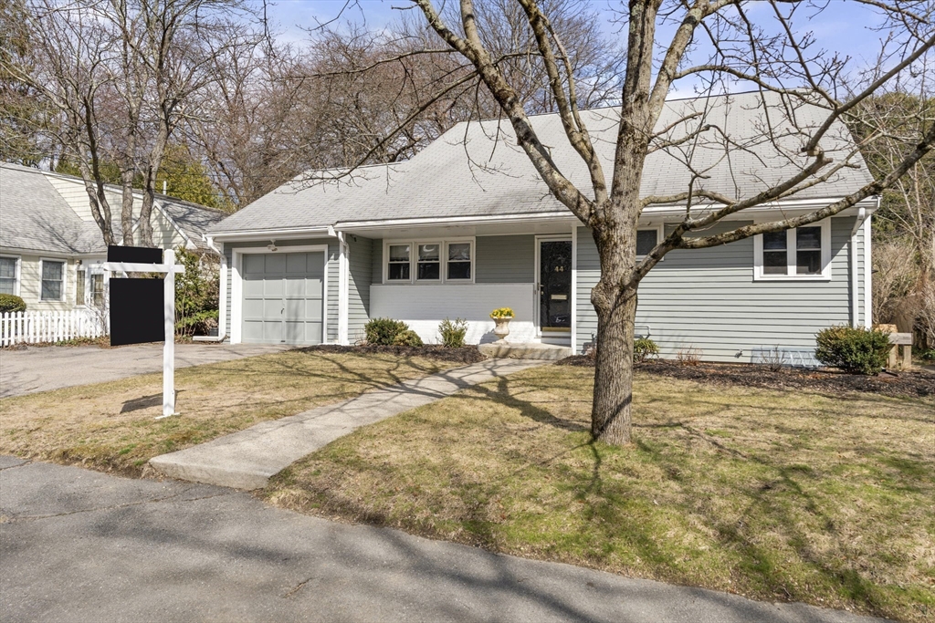 44 Philbrick Rd