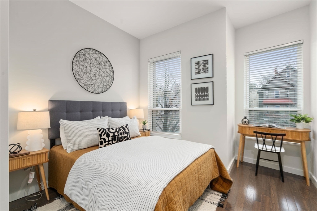 165 Hyde Park Ave # 2