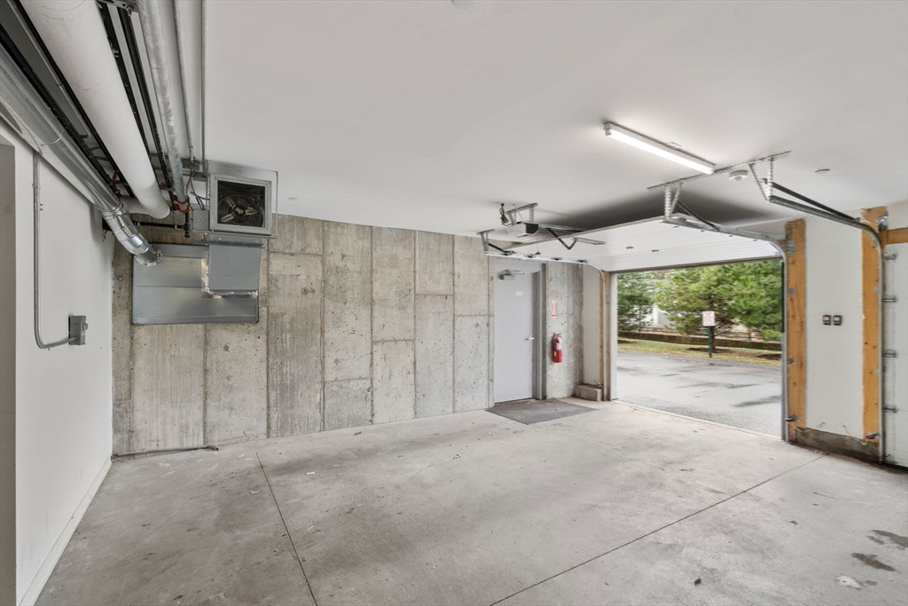 165 Hyde Park Ave # 2
