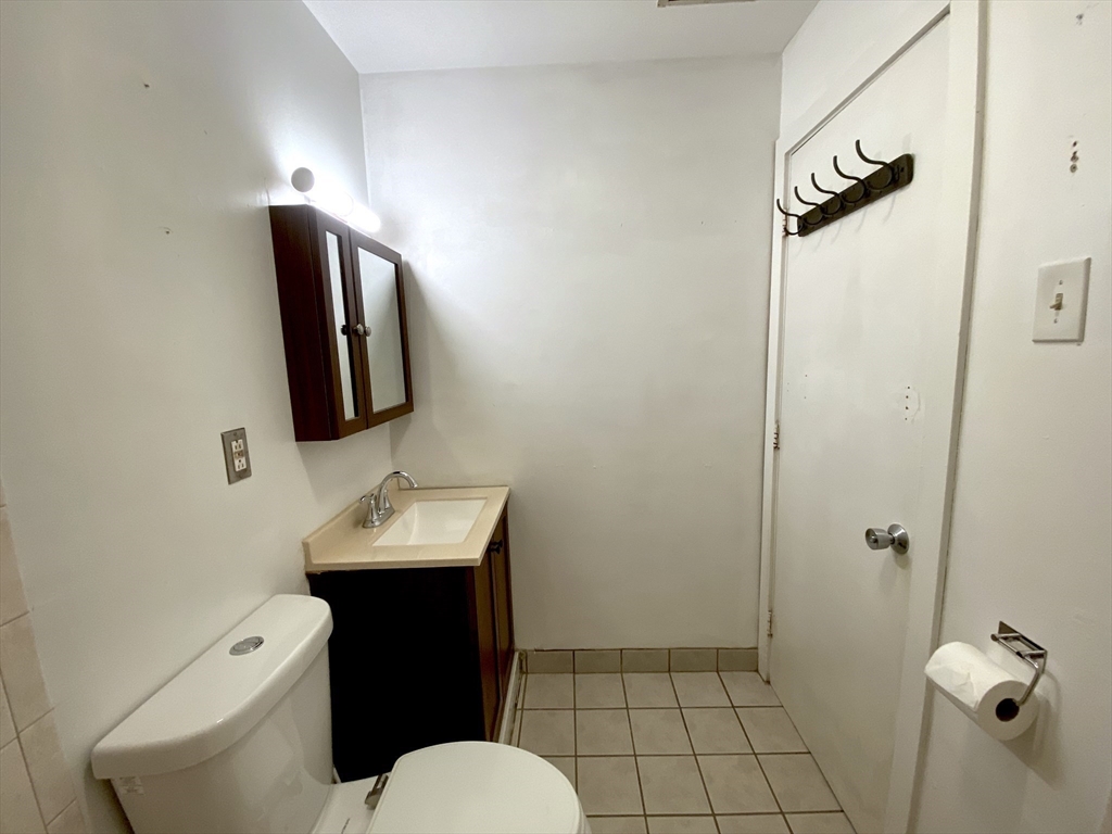 29 Brainerd Road # 202