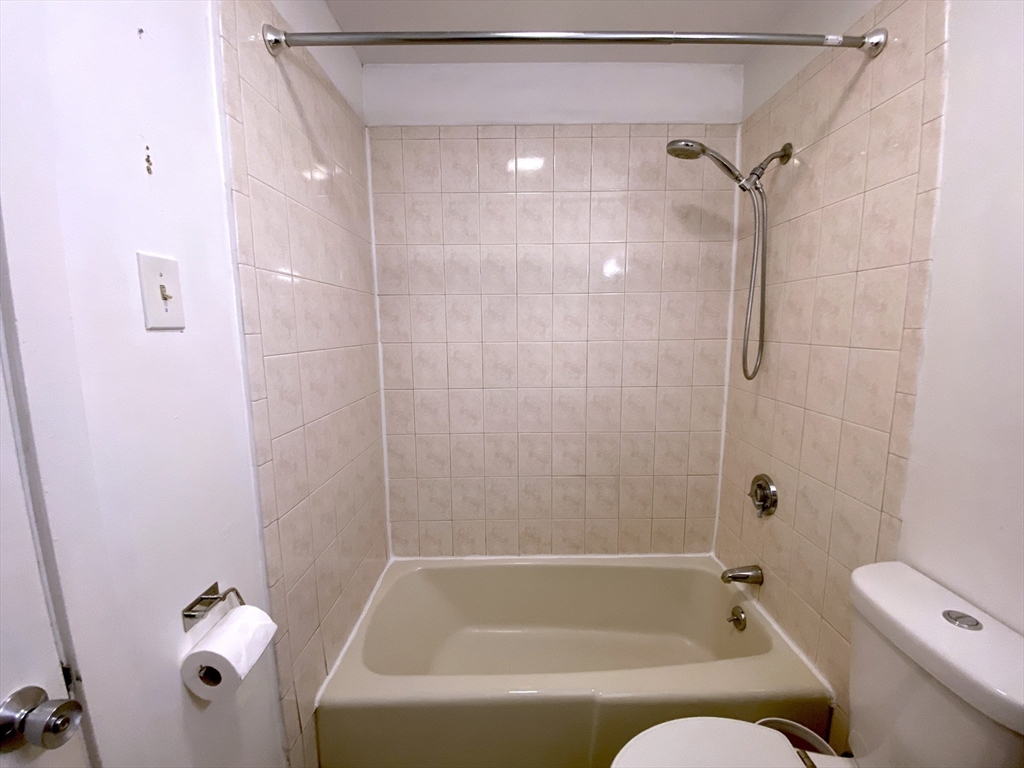 29 Brainerd Road # 202