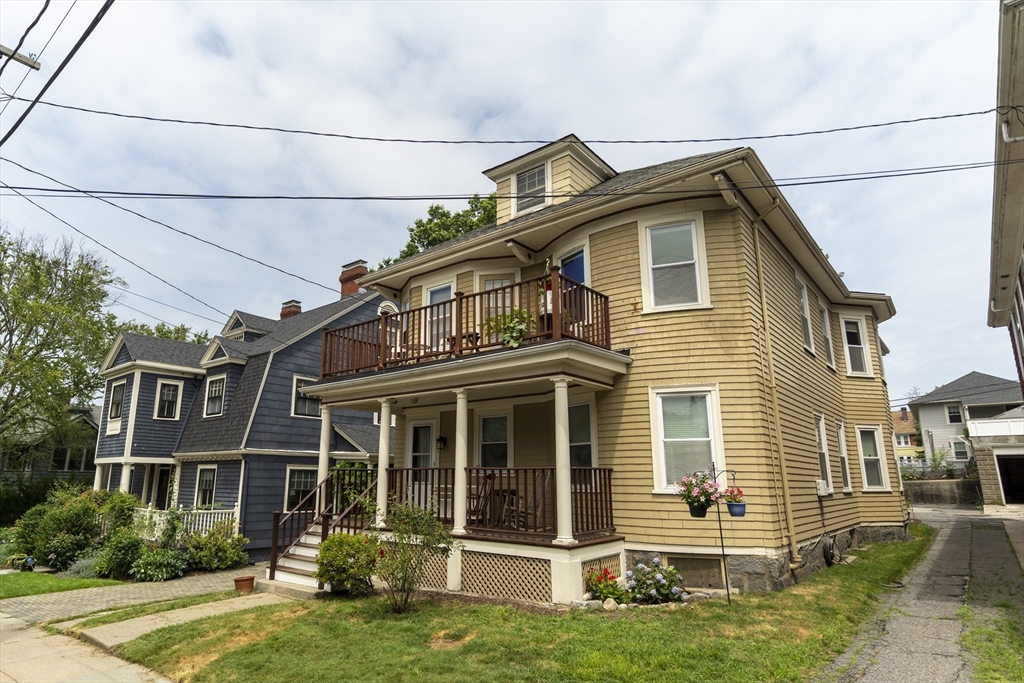 15 Castleton Street # 2