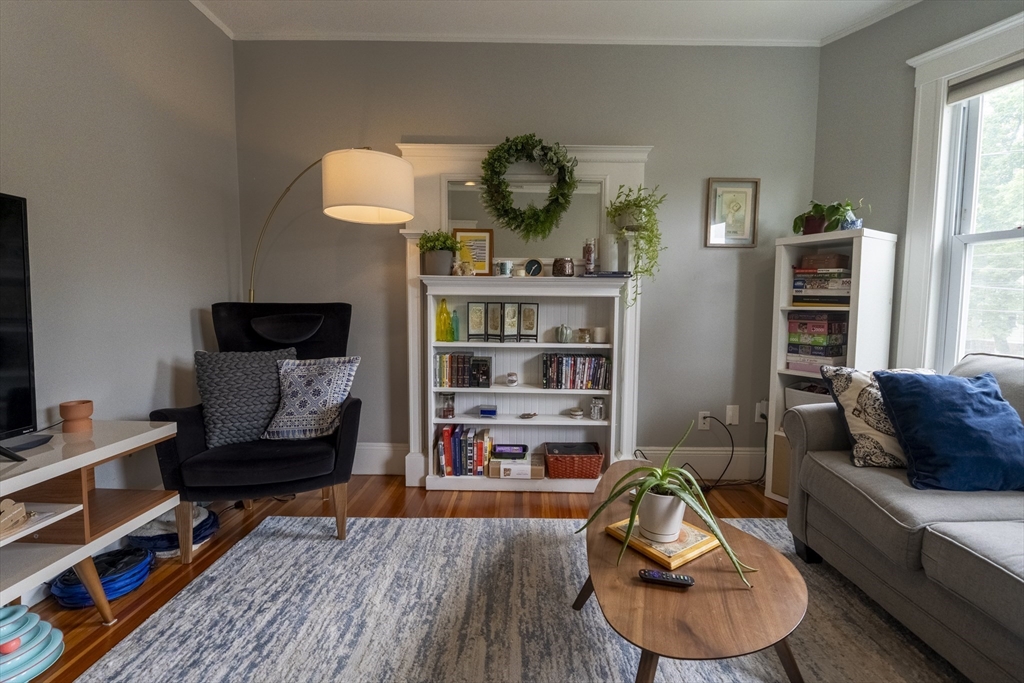 15 Castleton Street # 2