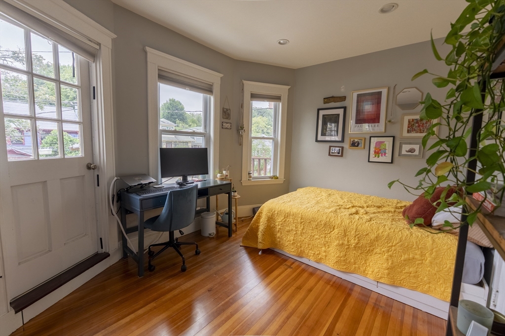 15 Castleton Street # 2