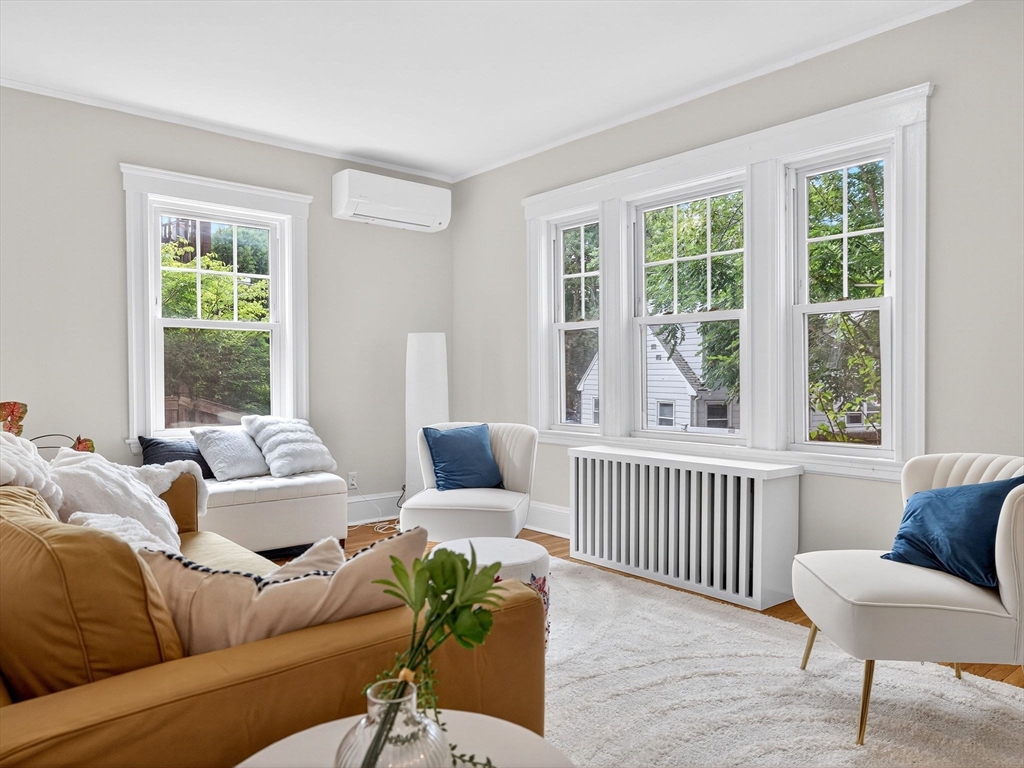 98-100 Bourne St # 100