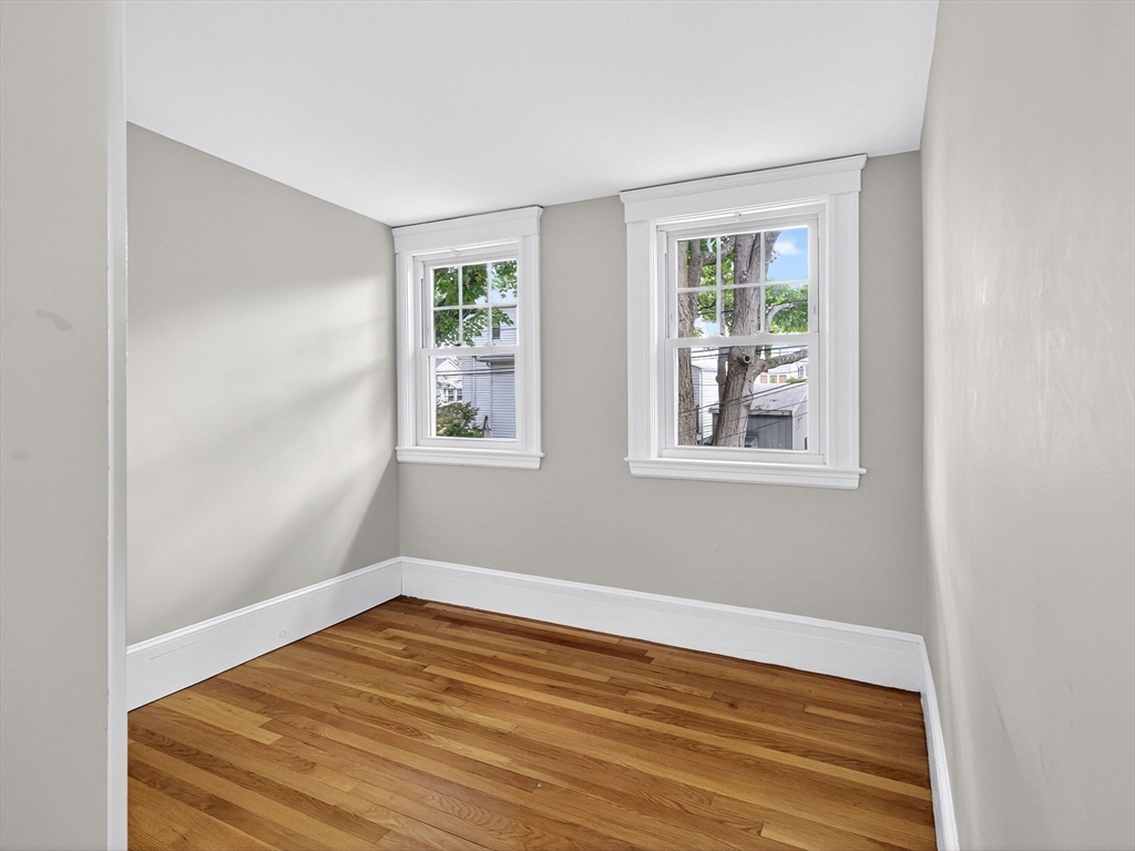 98-100 Bourne St # 100