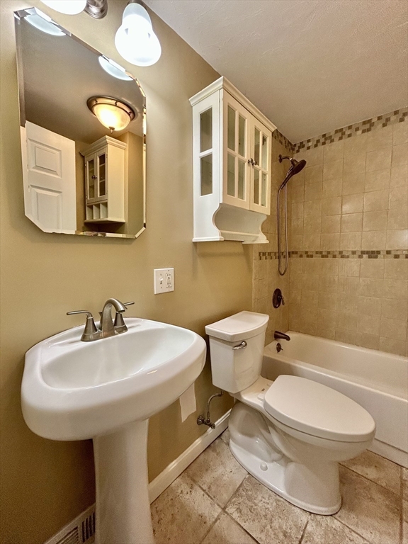 2205 Washington # 2