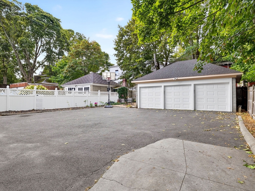 78 Hutchings St # 1
