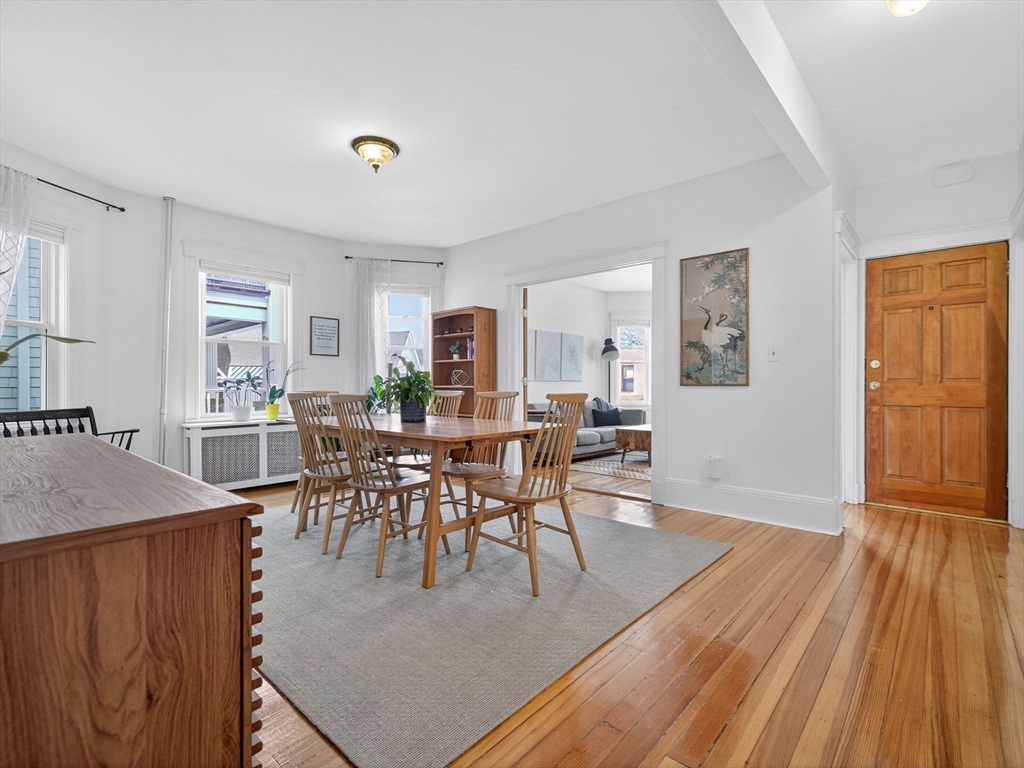 10 Forest Hills St # 1