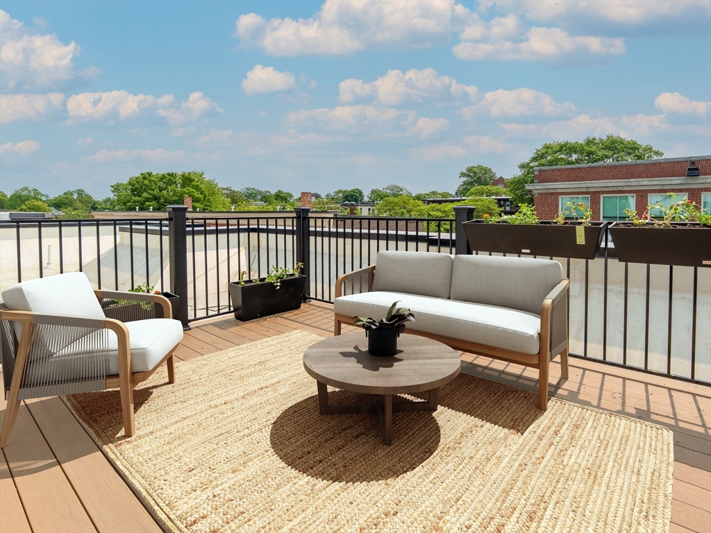 27 Dixwell St # 11