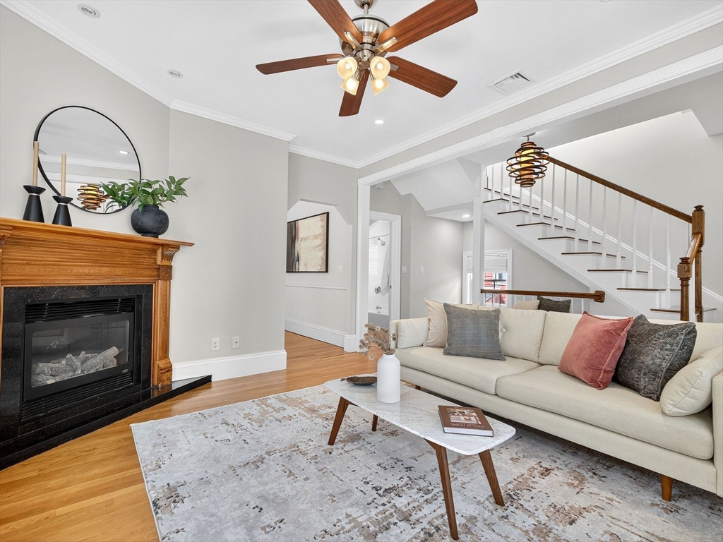 24 Evergreen St # 2