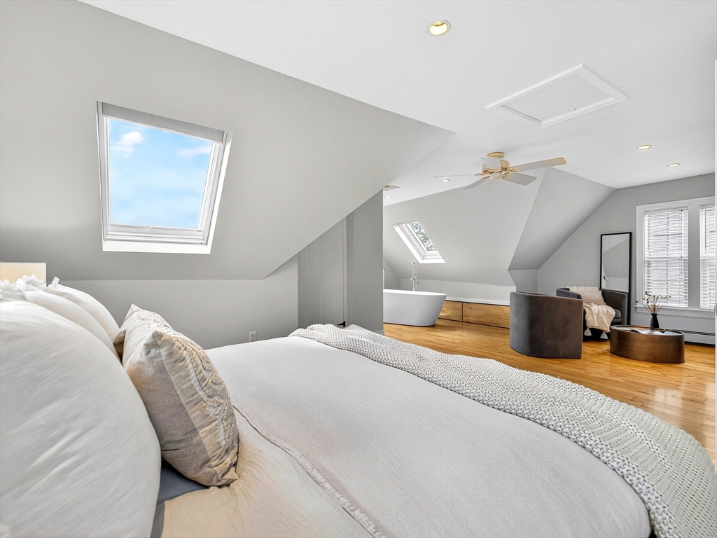 24 Evergreen St # 2